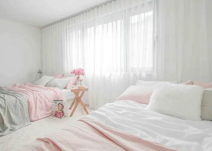 4br Designer House In Hongdae Apartamento